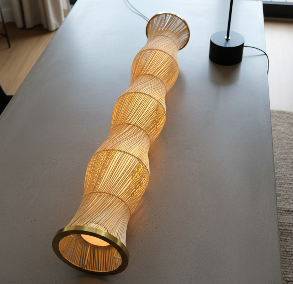 Radiant Ribbons - Pendant lamp for home office's and restaurant